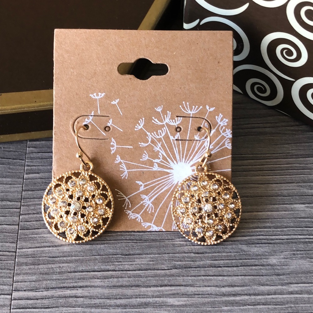 Beautiful Round Filigree Style Earrings